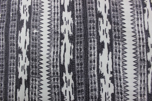 Vagabond Cotton - Aztec design stripe, grey & light aqua