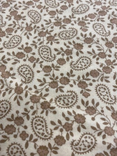 Provence Flannel - Caramel coloured flowers & paisley design on cream background